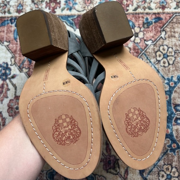 Vince Camuto olive green leather Lace-Up Block open toe Heel, size 7.5 - Picture 5 of 7